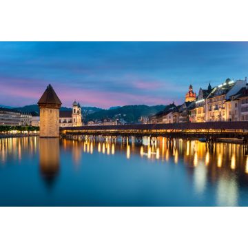 Lais Puzzle - Luzern. Bild von Luzern, Schweiz während der blauen Stunde in der Dämmerung - 2.000 Teile