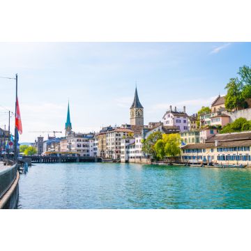 Lais Puzzle - Stadtzentrum von Zürich mit den berühmten Kirchen Fraumünster und Grossmünster und dem Fluss Limmat - 2.000 Teile
