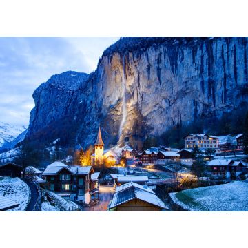 Lais Puzzle - erstaunliches touristisches Alpendorf bei Nacht im Winter mit berühmter Kirche und Staubbach-Wasserfall Lauterbrunnen Schweiz Europa - 1.000 Teile