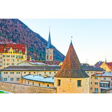 Lais Puzzle - Turm und Kirche von St. Martin in Chur am Morgen. Chur ist die Hauptstadt des Kantons Graubünden in der Schweiz - 2.000 Teile