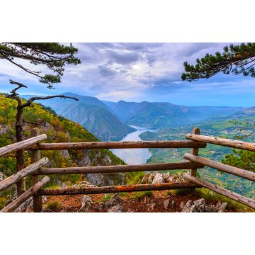 Lais Puzzle - Aussichtspunkt Banjska stena im Tara-Nationalpark, Serbien - 2.000 Teile