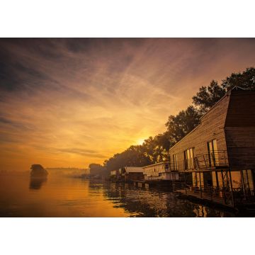 Lais Puzzle - Erstaunlicher Sonnenaufgang und aufgereihte Wasserhäuser am Ufer des Flusses Sava in Belgrad - 1.000 Teile