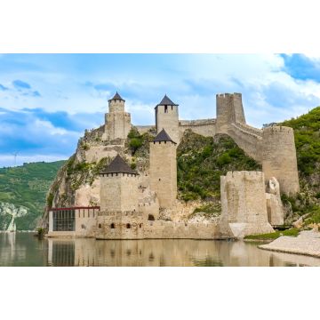 Lais Puzzle - Restaurierte mittelalterliche Burg Golubac in der Djerdap-Schlucht in Serbien - 2.000 Teile