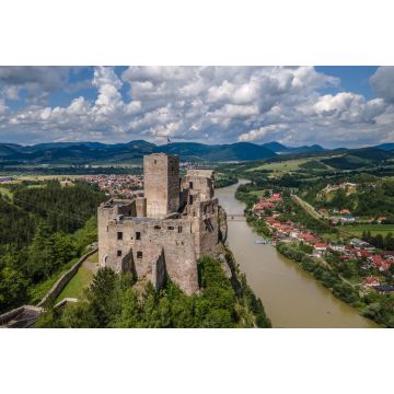 Lais Puzzle - Luftaufnahme des Schlosses in der Gemeinde Strecno in der Slowakei - 2.000 Teile