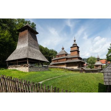 Lais Puzzle - Die griechisch-katholische Holzkirche St. Nikolaus aus dem Dorf Zboj, die sich im Museum für Volksarchitektur im Kurort Bardejov, Slowakei, befindet - 2.000 Teile