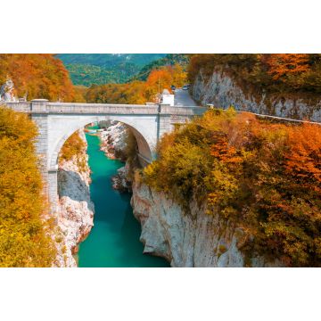 Lais Puzzle - Herbstlandschaft am Fluss Soca und Napoleons Brücke bei Kobarid, Slowenien - 2.000 Teile