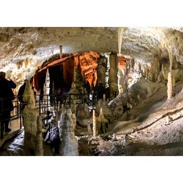 Lais Puzzle - Die Stalagmiten und Stalaktiten der Höhle von Postojna, eines der größten Höhlensysteme in Slowenien - 1.000 Teile