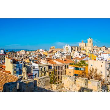 Lais Puzzle - Luftaufnahme von Tarragona vom Circo Romano aus mit der Kathedrale der heiligen Maria im Hintergrund - 2.000 Teile