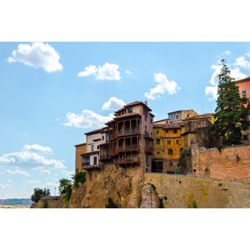 Lais Puzzle - Schönes Stadtbild der malerischen Gehängten Häuser (Casas Colgadas) in Cuenca, Spanien. Kuriose Häuser, die auf den Felsen einer Klippe gebaut sind - 2.000 Teile
