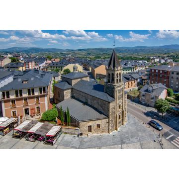 Lais Puzzle - Kirche San Andreas in Ponferrada, Jakobsweg, Spanien - 2.000 Teile