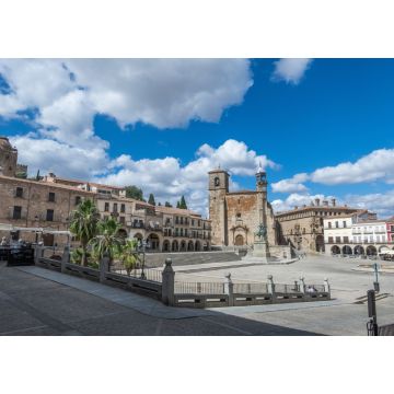 Lais Puzzle - Schöne Landschaftsaufnahme der Plaza Mayor de Trujillo in Extremadura, Spanien, an einem hellen Tag - 1.000 Teile