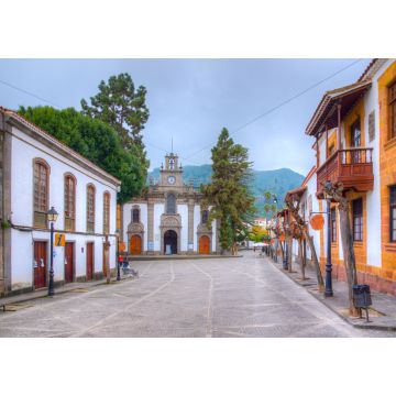 Lais Puzzle - Basilika Nuestra Senora del Pino und traditionelle Häuser an der Hauptstraße von Teror auf Gran Canaria, Kanarische Inseln, Spanien - 1.000 Teile