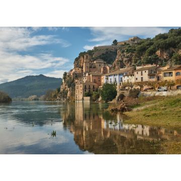 Lais Puzzle - Das Dorf Miravet und seine Templerburg auf einem Hügel am Ufer des Ebro, Tarragona, Spanien - 1.000 Teile