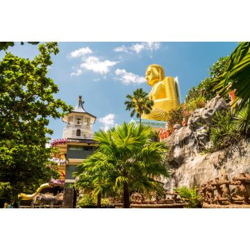 Lais Puzzle - Höhle in Dambulla, Sri Lanka. Der Höhlentempel hat fünf Höhlen unter einem riesigen überhängenden Felsen und stammt aus dem ersten Jahrhundert vor Christus. - 2.000 Teile