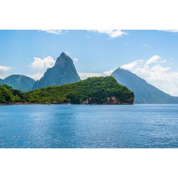 Lais Puzzle - Blick auf den Strand Anse Chastanet, St. Lucia, mit den Pitons in der Ferne - 2.000 Teile