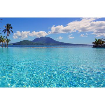 Lais Puzzle - Blick auf den Vulkan Nevis Peak von einem Schwimmbad in Christopher Harbour, St. Kitts - 2.000 Teile