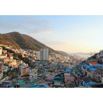 Lais Puzzle - Das Kulturdorf Gamcheon mit seinen treppenförmig angelegten Häusern an den Ausläufern eines Küstenbergs bei Sonnenuntergang im Herbst, Busan, Südkorea - 1.000 Teile