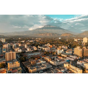 Lais Puzzle - Luftaufnahme der Stadt Arusha, Tansania - 2.000 Teile
