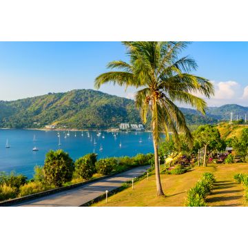 Lais Puzzle - Phromthep Kap Aussichtspunkt bei Sonnenuntergang in Phuket, schöne Küste Landschaft auf tropischen Insel mit paradiesischen Stränden, Thailand - 2.000 Teile