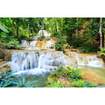 Lais Puzzle - Mae Kae Wasserfall ist ein ungesehener Wasserfall im Tham Pha Thai Nationalpark, Provinz Lampang, Dschungel - 2.000 Teile