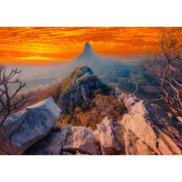 Lais Puzzle - Hohe Berge in den Ebenen und Feldern am Morgen, die neblige in Khao No Nakhon Sawan - 1.000 Teile