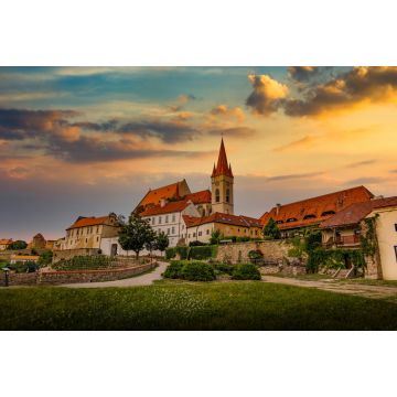 Lais Puzzle - St. Nikolaus-Kathedrale in Znaim bei Sonnenuntergang. Sommerabend. Tschechische Republik - 2.000 Teile