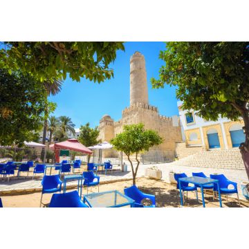 Lais Puzzle - Antike Festung mit hohem Turm. Sousse, Tunesien, Nordafrika - 2.000 Teile