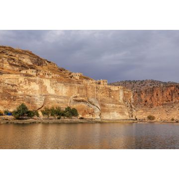 Lais Puzzle - Landschaft von Halfeti, im Vordergrund der Euphrat und die Versunkene Moschee. Sanliurfa, Gaziantep in der Türkei - 2.000 Teile