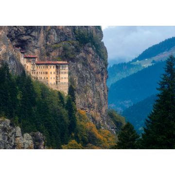 Lais Puzzle - Türkei. Region Macka von Trabzon Stadt - Altindere Tal. Das Sumela-Kloster - 1600 Jahre altes orthodoxes Kloster der Panaghia in 1200 Metern Höhe auf einer steilen Klippe gelegen - 1.000 Teile