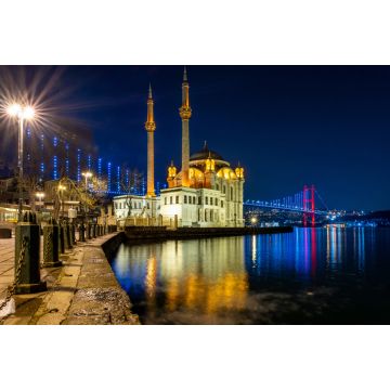 Lais Puzzle - Istanbuler Landschaft bei Nacht. Ortakoy-Moschee und Bosporus-Brücke - 2.000 Teile