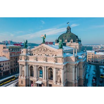 Lais Puzzle - Luftaufnahme des Stadtplatzes vor der Oper in Lviv, sonniger Wintertag - 2.000 Teile