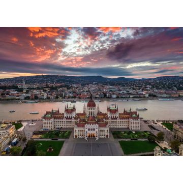 Lais Puzzle - Budapest, Ungarn - Panoramablick auf das Parlament von Ungarn bei Sonnenuntergang mit schönen dramatischen lila Wolken und Ausflugsbooten auf der Donau - 1.000 Teile