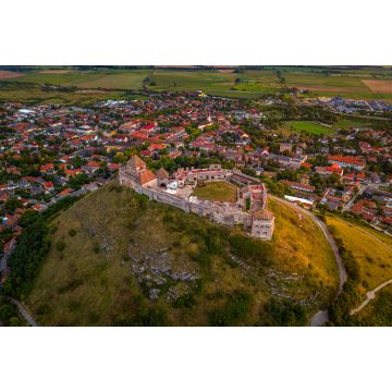 Lais Puzzle - Sumeg, Ungarn - Luftaufnahme der berühmten Hohen Burg von Sumeg im Komitat Veszprem an einem Sommernachmittag mit warmem Sonnenlicht bei Sonnenuntergang - 2.000 Teile