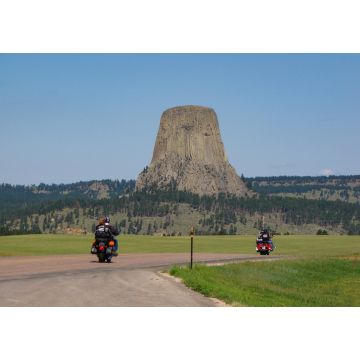 Lais Puzzle - Biker auf dem Weg zum Devils Tower National Monument bei der Sturgis Motorcycle Rally in den Black Hills, Wyoming, USA - 1.000 Teile