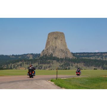 Lais Puzzle - Biker auf dem Weg zum Devils Tower National Monument bei der Sturgis Motorcycle Rally in den Black Hills, Wyoming, USA - 2.000 Teile