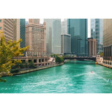Lais Puzzle - Chicago River mit Booten und Verkehr in Downtown Chicago - 2.000 Teile