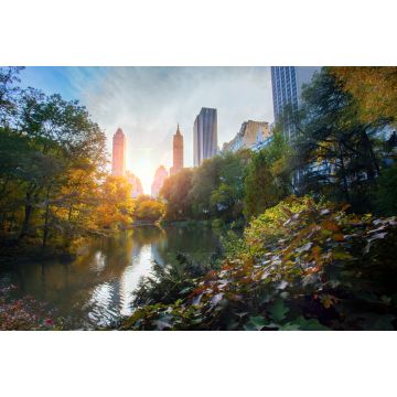 Lais Puzzle - New York City Manhattan, Wolkenkratzer und bunte Bäume mit Spiegelung - 2.000 Teile
