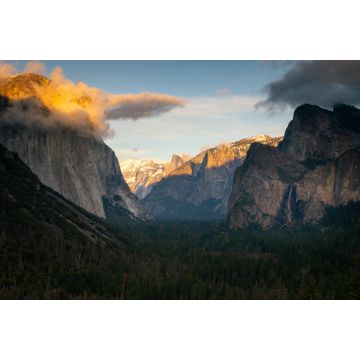 Lais Puzzle - Yosemite Valley von der epischen Tunnelansicht in der Wawona Road in Kalifornien, Vereinigte Staaten - 2.000 Teile