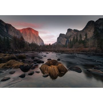 Lais Puzzle - Blick auf das Tal im Yosemite National Park. Links die Kuppel des El Capitan und rechts die Bridalveil Falls und Cathedral Rocks. In Kalifornien, Vereinigte Staaten - 1.000 Teile