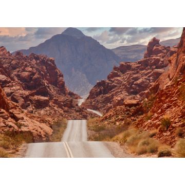 Lais Puzzle - Ein Highway, der durch rote Felsschluchten in Nevada führt - 1.000 Teile