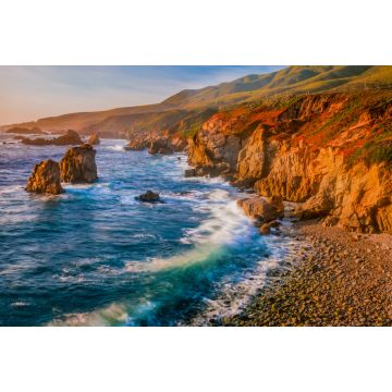 Lais Puzzle - Die grüne und orangefarbene Uferlinie des Garrapata State Park ist voller Farben - 2.000 Teile