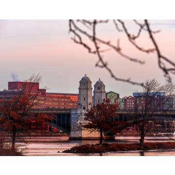 Lais Puzzle - Blick auf die Longfellow Bridge, Boston am Morgen. Die Brücke überspannt den Charles River und verbindet das Bostoner Viertel Beacon Hill mit dem Kendall Square in Cambridge, Massachusetts - 40, 100, 200, 500, 1.000 & 2.000 Teile