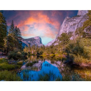Lais Puzzle - Spiegelungen im Wasser der Yosemite Mountains am Mirror Lake bei Sonnenuntergang, Yosemite. Kalifornien, Vereinigte Staaten - 40, 100, 200, 500, 1.000 & 2.000 Teile