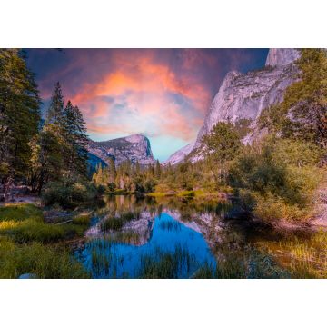 Lais Puzzle - Spiegelungen im Wasser der Yosemite Mountains am Mirror Lake bei Sonnenuntergang, Yosemite. Kalifornien, Vereinigte Staaten - 1.000 Teile