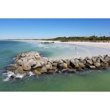 Lais Puzzle - Blick auf das schöne Meerwasser und den felsigen Strand in der Nähe des Fort Desoto Park, St. Petersburg, Florida, U.S.A. - 2.000 Teile