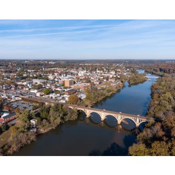 Lais Puzzle - Stadtbild von Fredericksburg im Herbst in Texas, USA - 40, 100, 200, 500, 1.000 & 2.000 Teile
