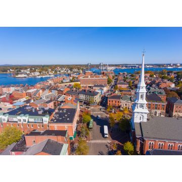 Lais Puzzle - Portsmouth historisches Stadtzentrum Luftaufnahme am Market Square mit historischen Gebäuden und der North Church in der Congress Street in der Stadt Portsmouth, New Hampshire NH - 1.000 Teile