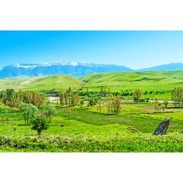 Lais Puzzle - Das grüne Vorgebirge im Pamir-Alay-Gebirge, Usbekistan - 2.000 Teile