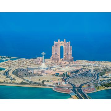 Lais Puzzle - Vogelperspektive und Drohnenansicht der Stadt Abu Dhabi von der Aussichtsplattform, Vereinigte Arabische Emirate - 40, 100, 200, 500, 1.000 & 2.000 Teile