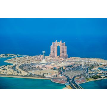 Lais Puzzle - Vogelperspektive und Drohnenansicht der Stadt Abu Dhabi von der Aussichtsplattform, Vereinigte Arabische Emirate - 2.000 Teile